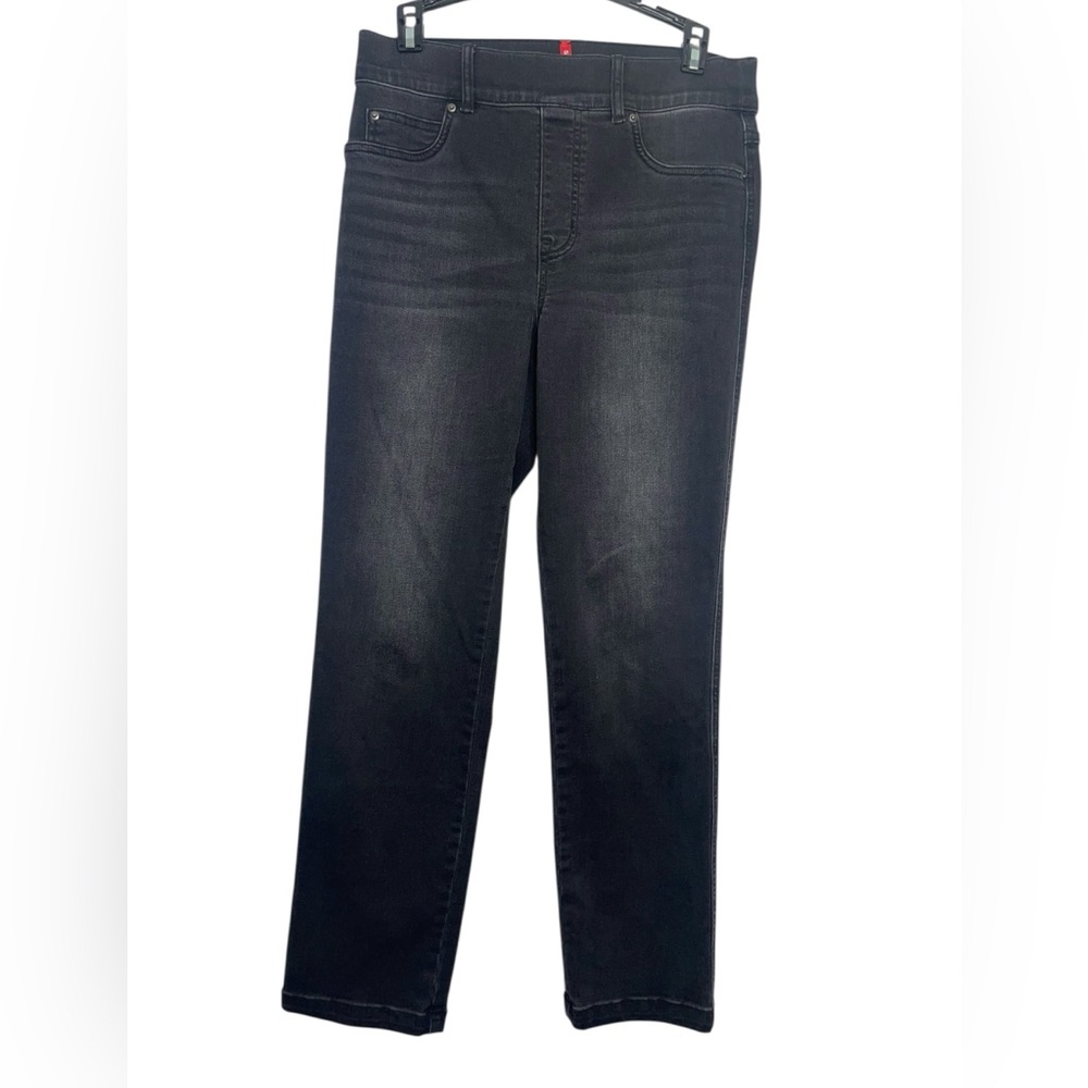 Spanx leg high ankle straight pull on jeans in black. Size medium GUC
